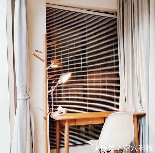 玄關(guān)|她買下42㎡單身公寓,一家三口住,客廳不放沙發(fā),陽臺當(dāng)榻榻米