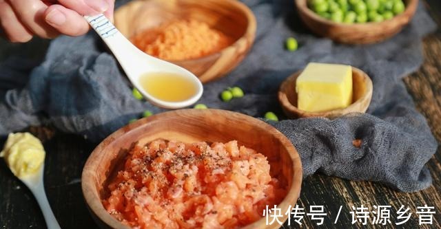 鲜香|用三文鱼制作早餐,鲜香可口,几分钟学会!