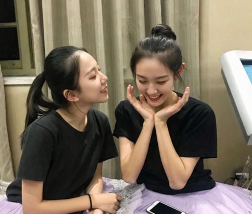 学生大喊“奥特曼”名字，校方8字为由进行劝退，家长为何称快？