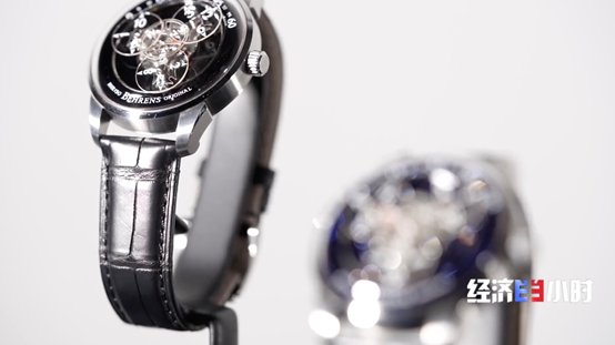 林秉强|“国货之光”！中国腕表入围钟表界“奥斯卡奖”！起售价2万元！小众表品牌崛起→
