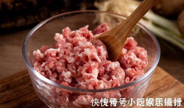 韭菜肉馅|拌韭菜肉馅，不能乱放调料，记住“3不放”，馅料没怪味香味十足