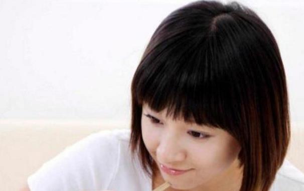 发现|如果女人排便时,发现“3种”异常情况,那是子宫堆积了“垃圾”