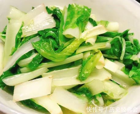 含有大量|炒青菜,别直接下锅炒教你这2招,无论炒啥菜都好吃,鲜嫩翠绿