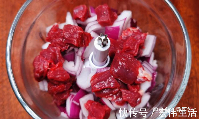 牛肉水煎包|初秋,碰到此肉我从不手软,鲜美滋补不长肉,贵也要多给孩子吃