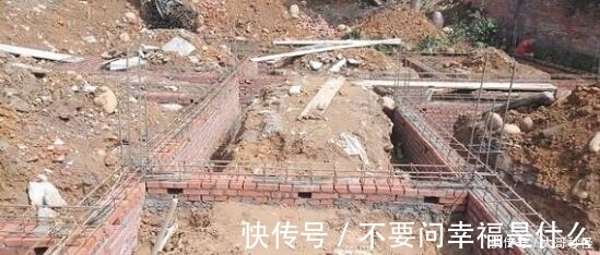 红砖|30万预算回村建房,结果只花了18万,真不知道是高兴还是悲伤