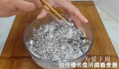 麻团这做法才正确，掌握几个小技巧，个个空心不炸锅