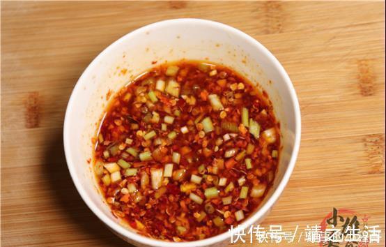 烧肉|土豆别炒土豆丝了，多加1根黄瓜，简单一做，比吃红烧肉还下饭