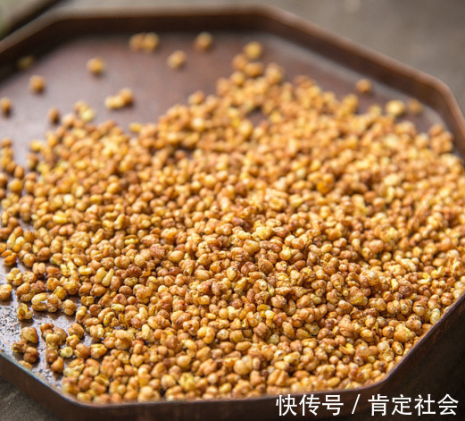 血糖|“它”是天然“胰岛素”，血糖高的人每天泡水喝，血糖不升反降！