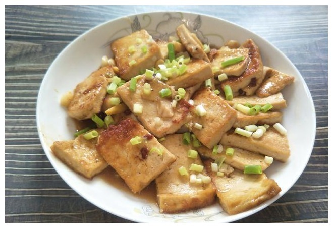 豆腐这样做,香嫩又入味,上桌家人都爱吃,不妨做来试试