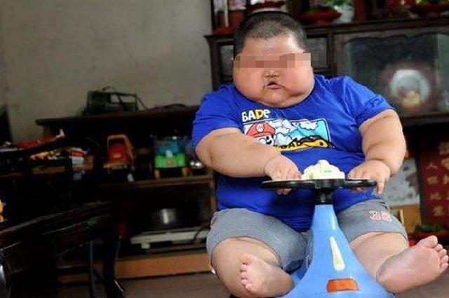现状|7年了,那个8个月体重45斤,1天吃48顿饭的“巨婴”现状如何