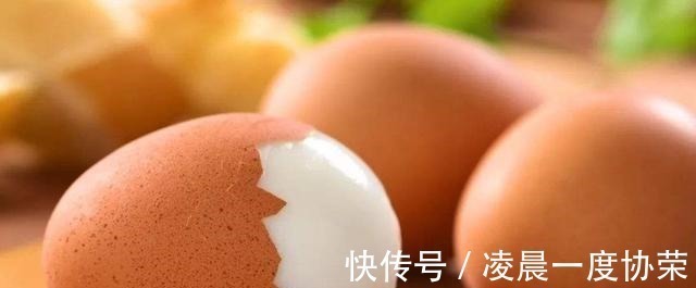 醋酸|一天吃一个鸡蛋，对身体是好是坏看看营养专家是怎么说的