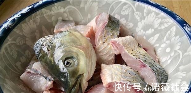 草鱼不要做红烧，淋入一罐啤酒，不加一滴水，出锅汤都喝干净