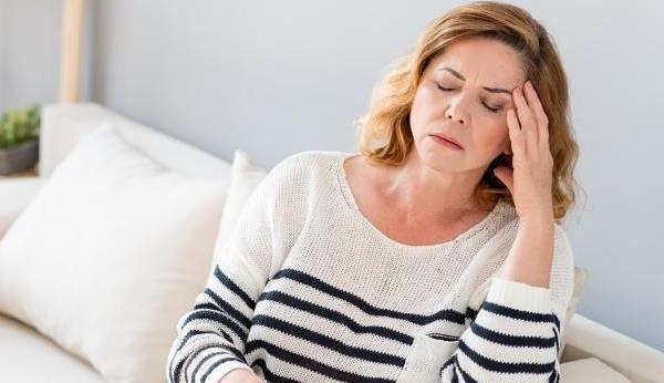 平稳|如果患有高血压怎么办?1动作每天坚持5分钟,“血压”会平稳!