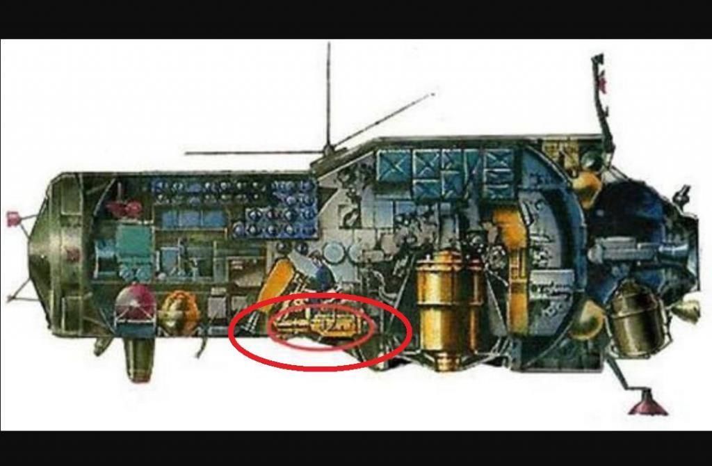 炮击 在太空炮击敌人宇宙飞船:首门歼星舰主炮,是从轰炸机上拆下来的
