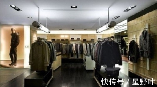 老板|衣服只试不买,记下型号就离开,实体店服装老板的新“困境”