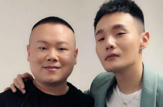 眼睛|宝妈嫌弃“小眼睛”宝宝丑,婆婆安慰会变大,孩子百天后尴尬了