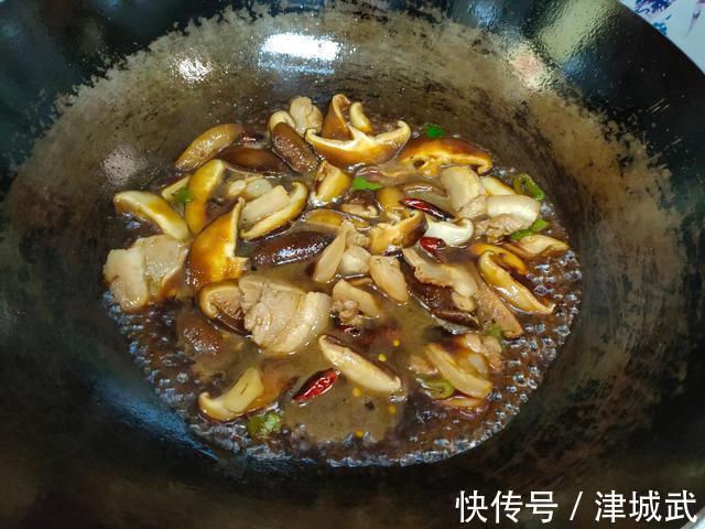 这食材10元一斤,蛋白质含量比牛肉还高,常吃点,家人都受益