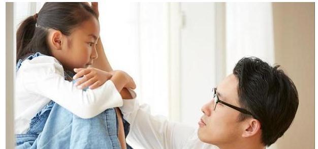 刘女士|白岩松:情商比智商更为重要,常对孩子说这4句话,娃情商不会低