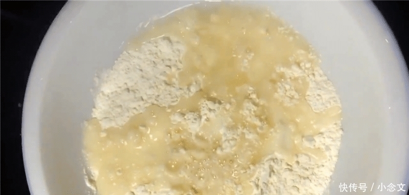 春饼|饺子皮别再包饺子了, 教你做一道养胃的早餐, 老公给100个赞