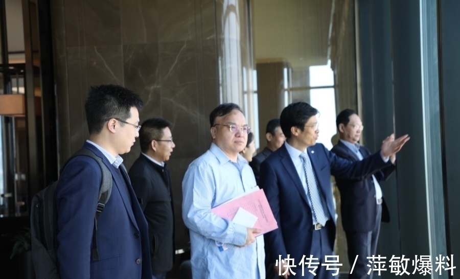 会议室|任正非去开会，进会议室刚坐下，郑宝用：这次会议你不用参加！