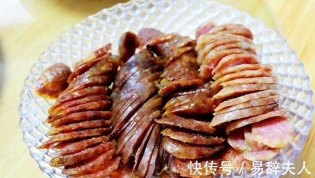 下厨|回农村老家过年，弟媳妇亲自下厨做了二十多道菜，真是太能干了！