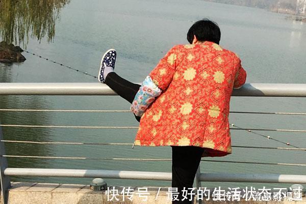 睡眠质量|女性进入更年期，浑身难受，或许是在提醒你，大姨妈“留不住”了