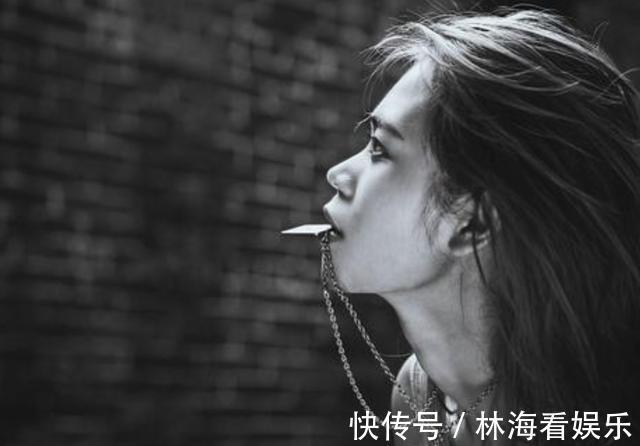 二胎|产妇半夜生二胎,产房外只有大女儿一人等候,孩子的话让护士落泪