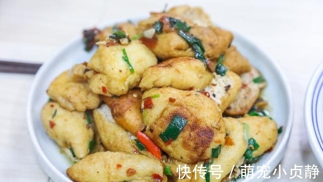 妈妈|舅舅一家来做客，妈妈做了10道菜招待，大伙吃了都说好