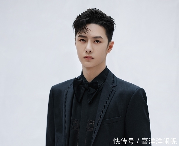 28岁的你|王一博被曝将演“话剧”,首次搭档AI技术,挑战4h超长待机