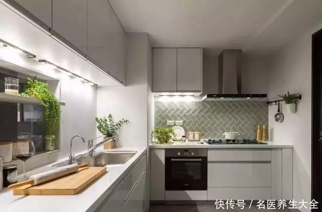 细节|她列出厨房装修的10个细节,哪怕多花钱也要照做,入住才知明智!