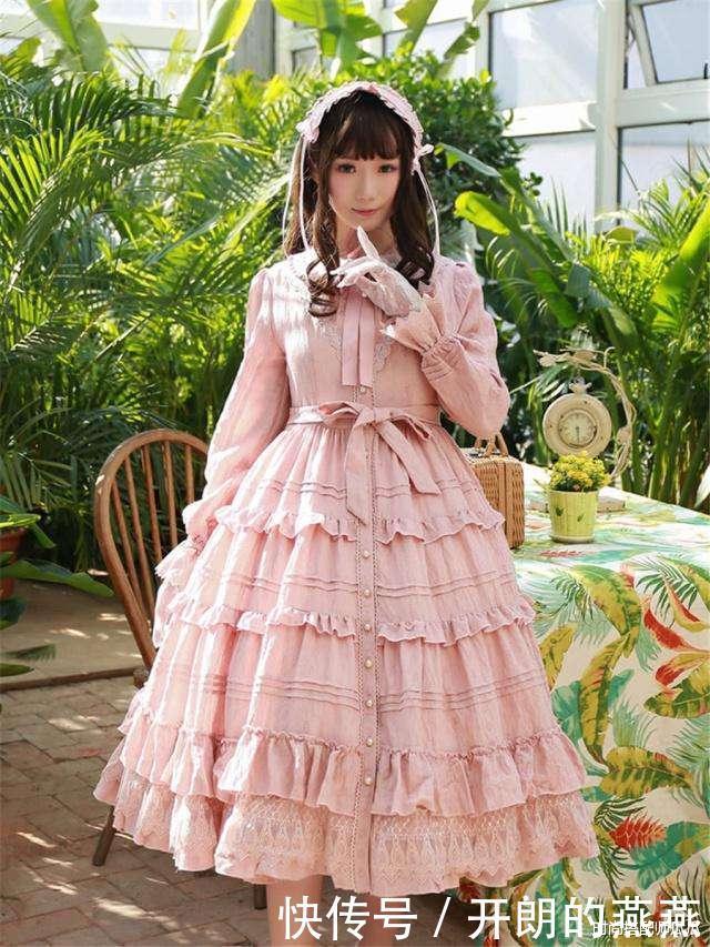 黑皮的女生，不要碰这几种“颜色”的洛丽塔，小心丑出新高度！