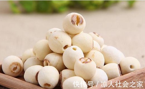 营养师|家里老年人经常失眠?营养师:这5种食物营养健康,可缓解失眠