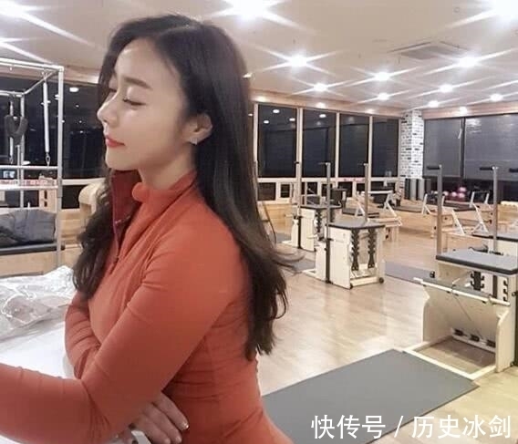 曲线|喜欢时尚的健身女孩，定制专属自己的健身计划，颜值在线曲线优美