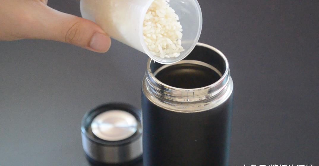 保温杯|保温杯太深不好清洗, 教你一招, 不用洗涤剂, 细菌污垢洗得干干净净