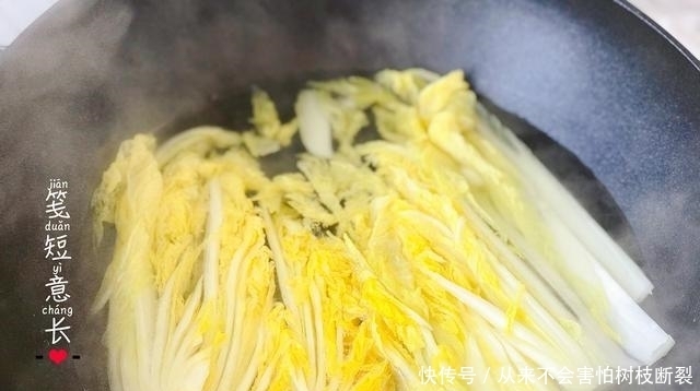 开春我常给孩子吃这菜,1切2煮3浇汁儿,清淡鲜美,不积食好消化