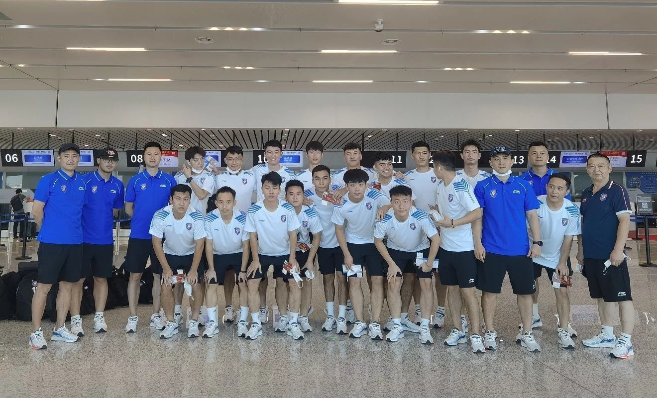 五超聯賽開賽在即�，武漢三峽地龍隊兵發貴州