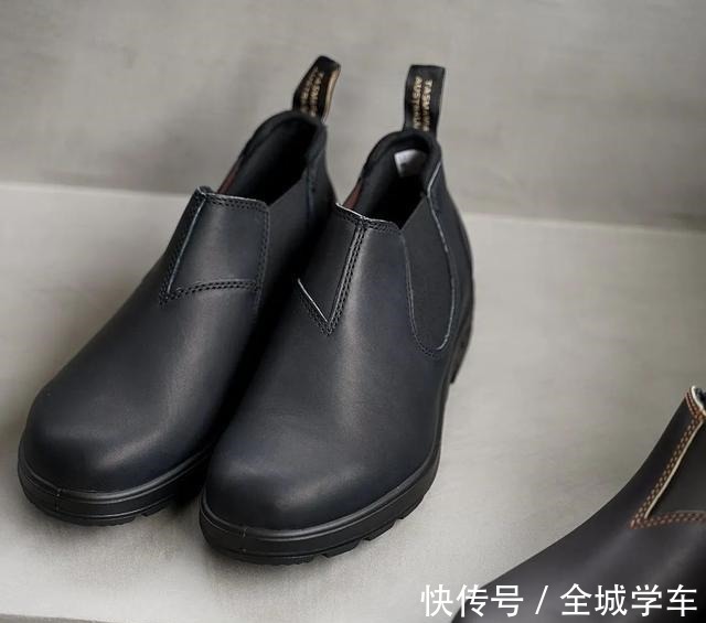 spring 安上鞋带的 Slip-On，是画蛇添足还是锦上添花！