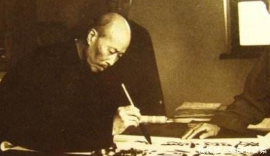 汉奸|他是大汉奸，银行行长出重金求他题字，他写下四个字，今随处可见