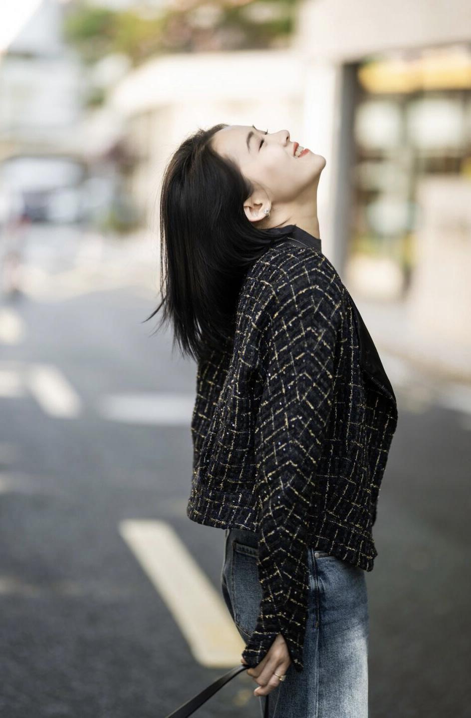 搭配 “小香风外套”才是冬季穿搭的yyds,优雅知性又干练,谁穿谁美