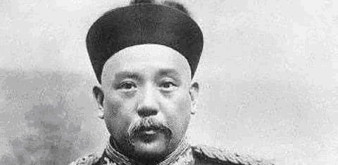 北洋新军|北洋军也就七万人，为什么袁世凯可以由此逼清帝退位？