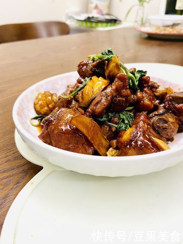 九层塔|餐桌上最有人气的家常菜之鲍鱼排骨