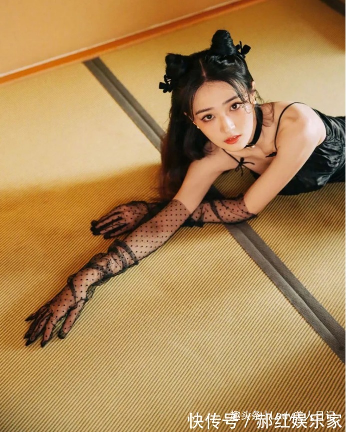 手套|爱上了徐璐这妖精身材,哪吒头造型古灵精怪,脖子上的拉环特吸睛