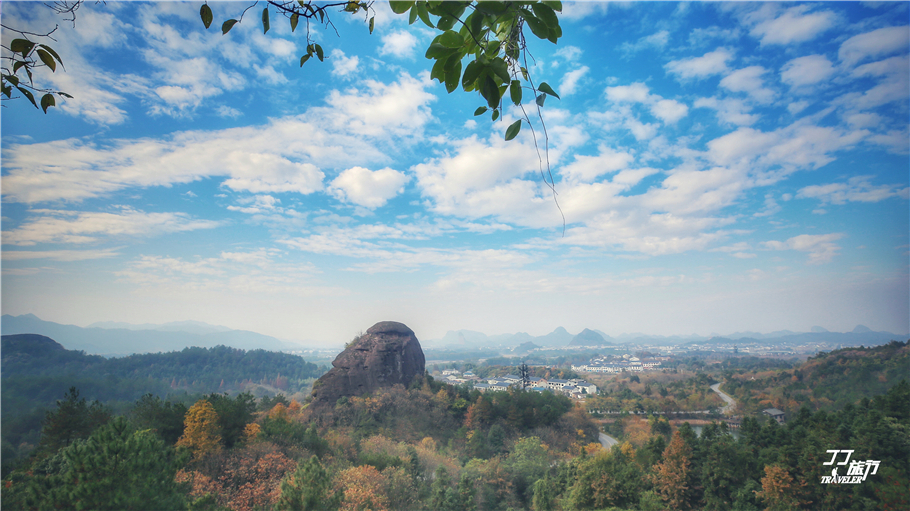 仙灵|道教圣地龙虎山地质公园最为典型的景观象鼻山，仙灵都会人间福地