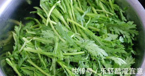 鲜美|入秋后，这蔬菜吃正当季，简单煮一煮，汤汁特鲜美，不懂吃可惜了