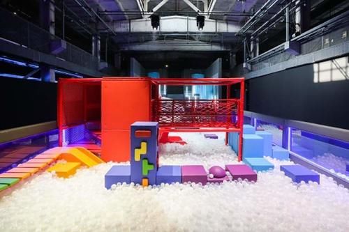  当代艺术|明当代美术馆年度大展，要提醒自己别赖在展厅里不出来