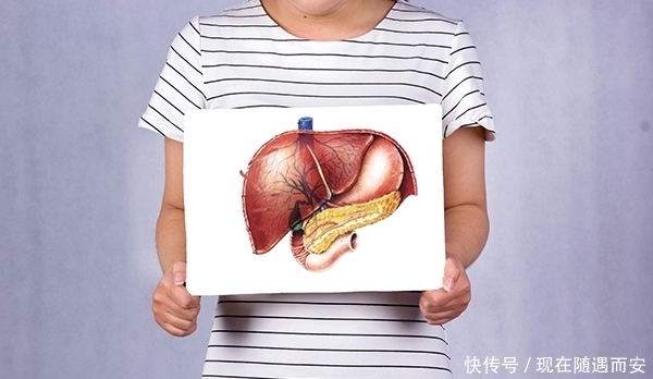 到底|白酒、红酒和啤酒,到底哪种才是伤肝“冠军”?答案其实很明显