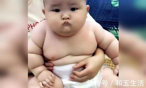 闺蜜|8月龄宝宝吃母乳胖成球,妈妈沾沾自喜换来了医生的“风险预警”