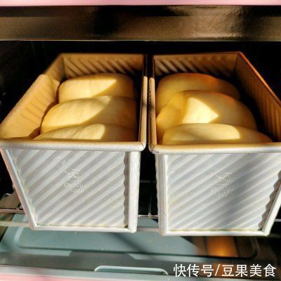 香喷喷，可以有N种吃法的奶香吐司