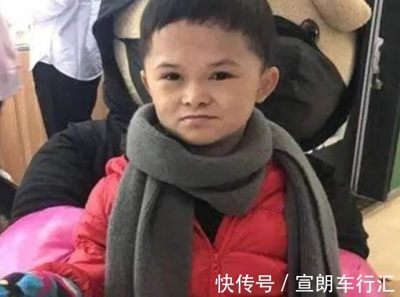 左大玢&还记得因长得像“弥勒佛”走红的男子吗?被富婆供养后,现状怎样