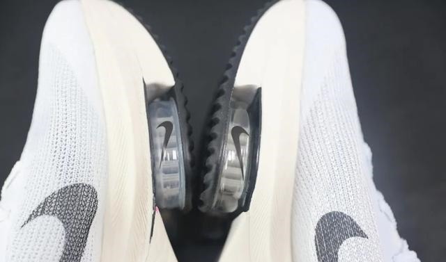 莆田 也许你在某宝上买的折扣跑鞋是莆田货!真假鉴别教程让你不再被坑!